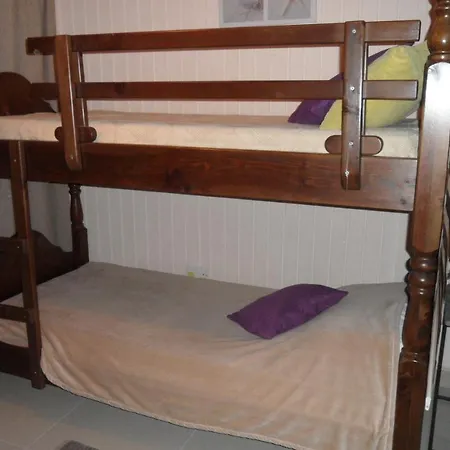 Ground Floor, Free Internet איה נאפה