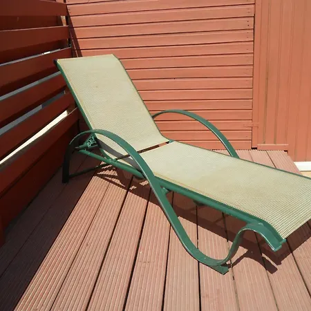 Ground Floor, Free Internet Appartement